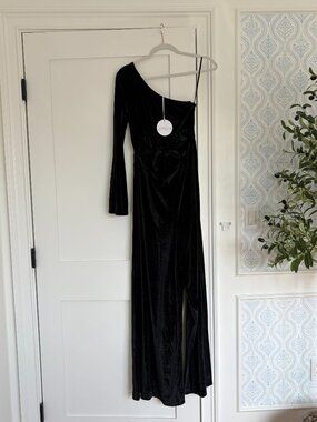 NWT Petal & Pup One Shoulder Velvet Jumpsuit